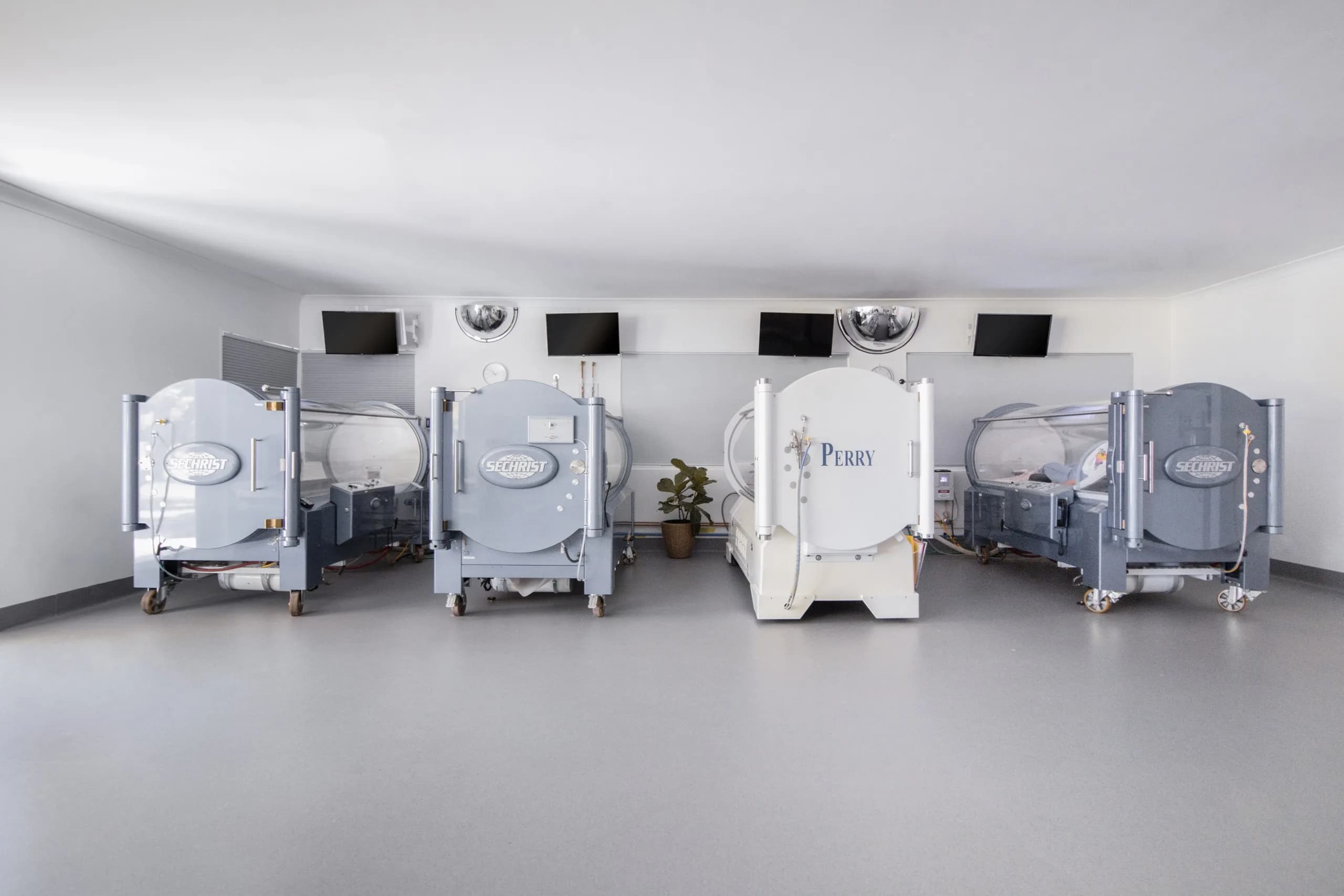 TGA-registered hard-shell hyperbaric chambers at Inspiring Choices Gold Coast